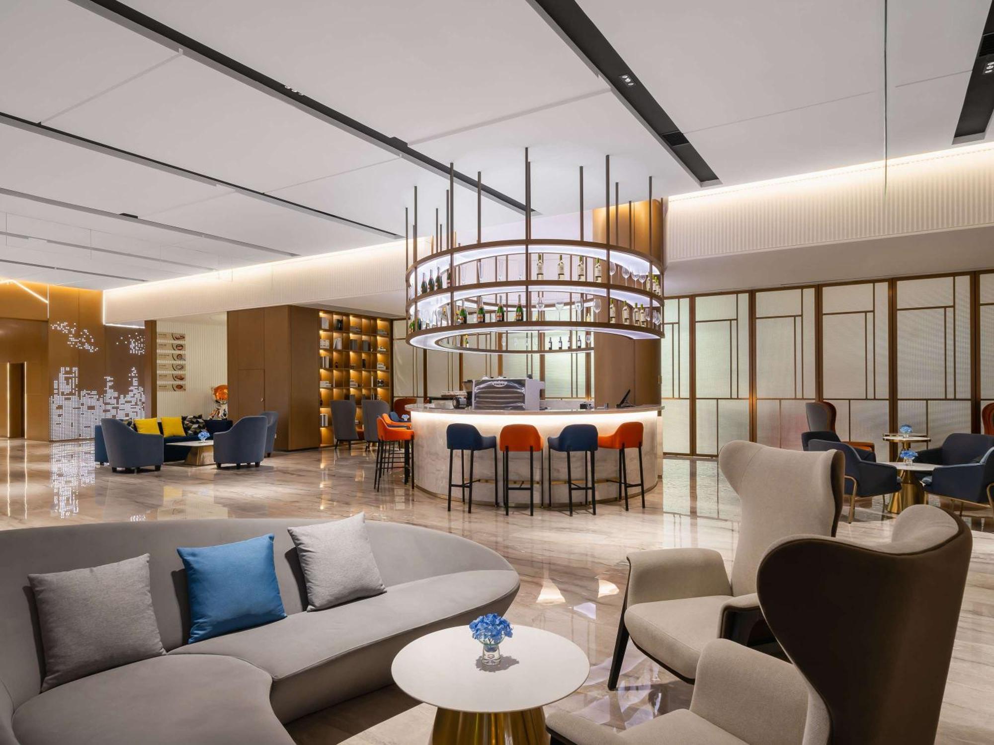 Novotel Guangzhou Baiyun Airport - Canton Fair Free Shuttle Bus & Official Registration Agency Kültér fotó